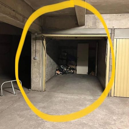 Paris : Appartement Familial Avec Parking Prive Clichy Exterior foto